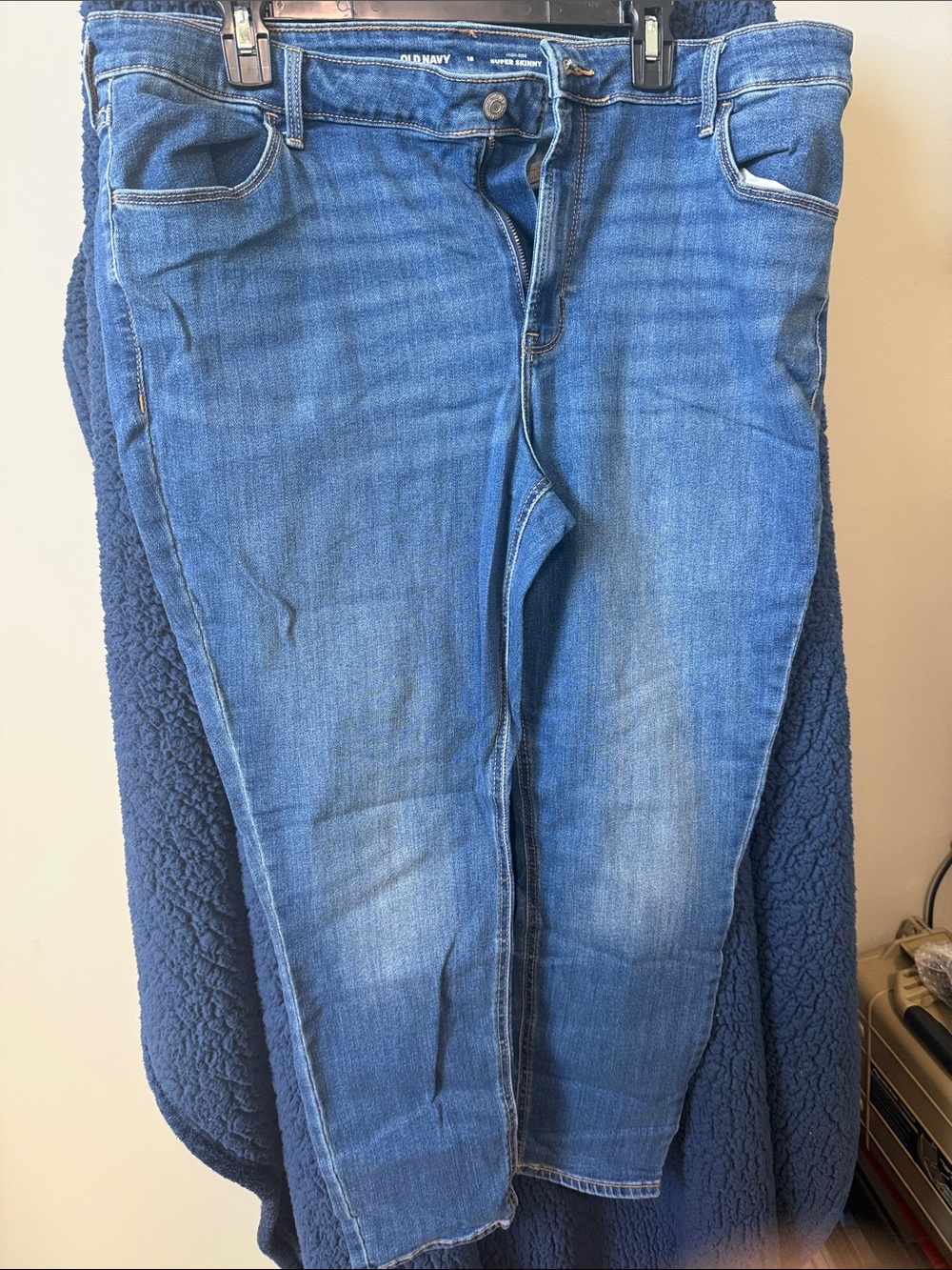 Old Navy Blue Skinny Jeans - Medium Wash (86)